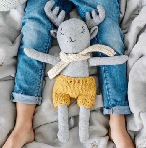 Felix The Deer - 40 cm Softie - and the little dog laughed