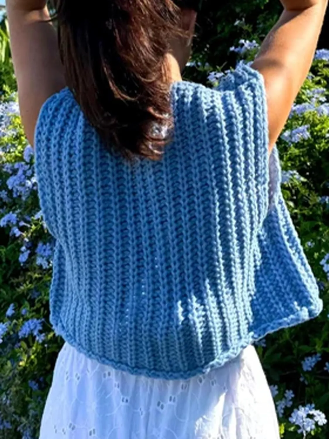 KEOMUD Women's Sleeveless Cropped Knit Cardigan 2025 Casual Button Down Crochet Sweater Vest Tops with Pockets